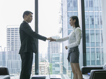 與某某公司合作簽約現(xiàn)場圖